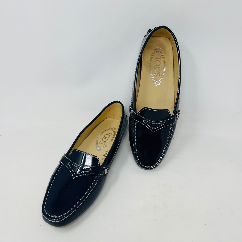 NEW Tod's Women's Driving Shoes 7 Dark Navy Patent Leather Penny Loafers